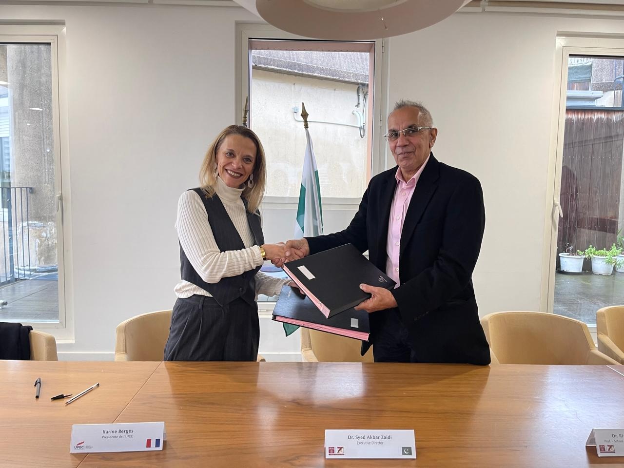 IBA Karachi and UPEC France Sign MoU to Strengthen Academic and Research Collaboration