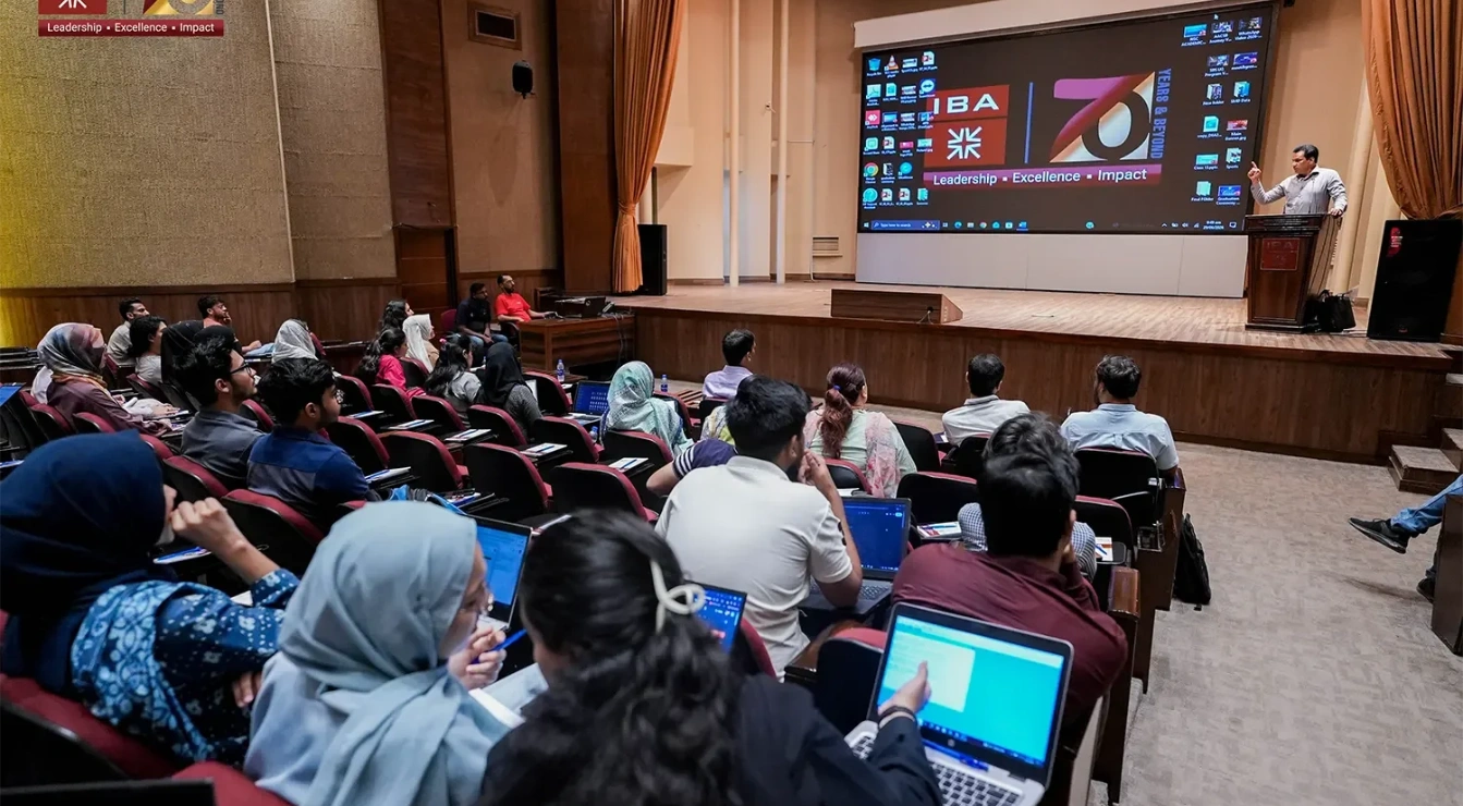 SMCS Conducts Two-Day Workshop on Practical R for Data Analysis, Forecasting, and Machine Learning
